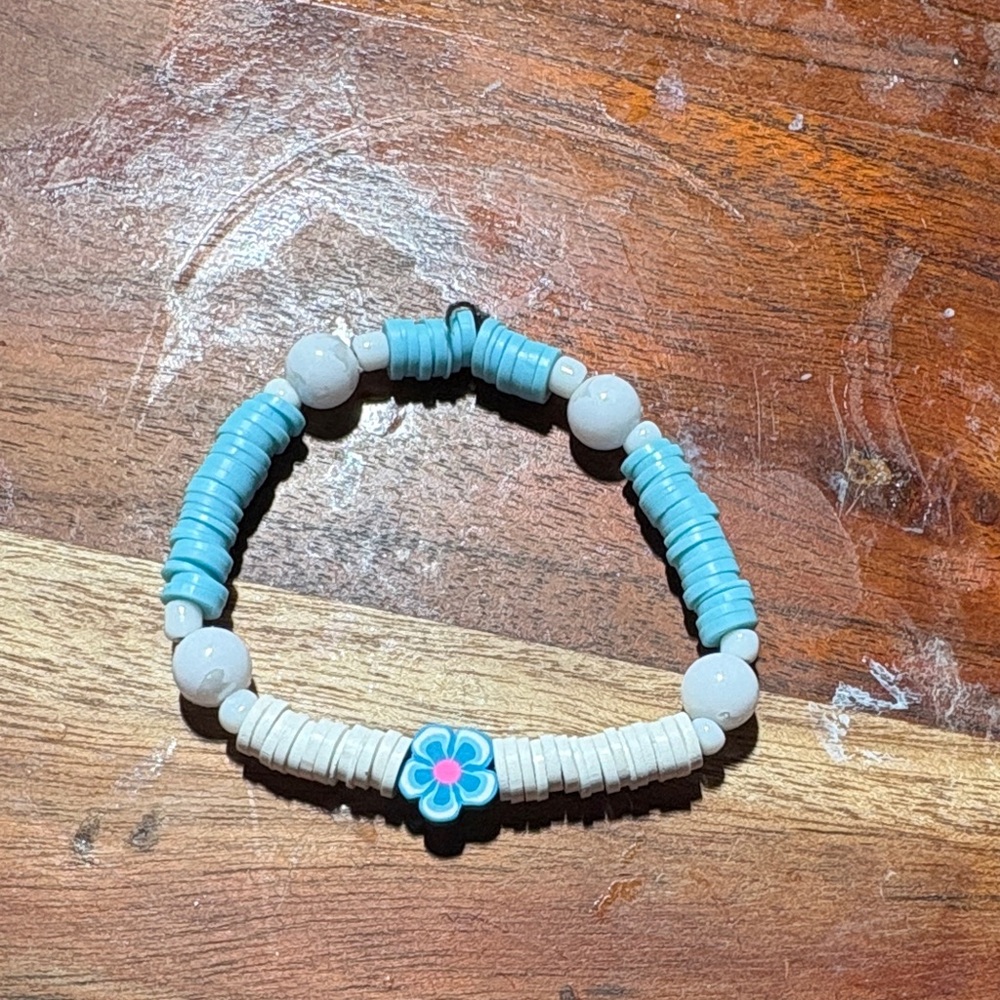 Blue and White Kids Beaded Bracelet